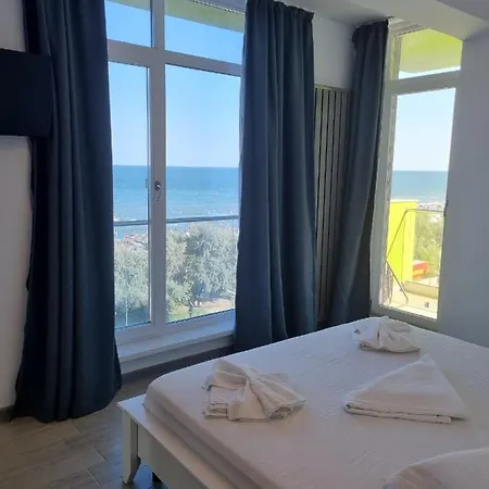 Appartamento Brt Sea View Alezzi